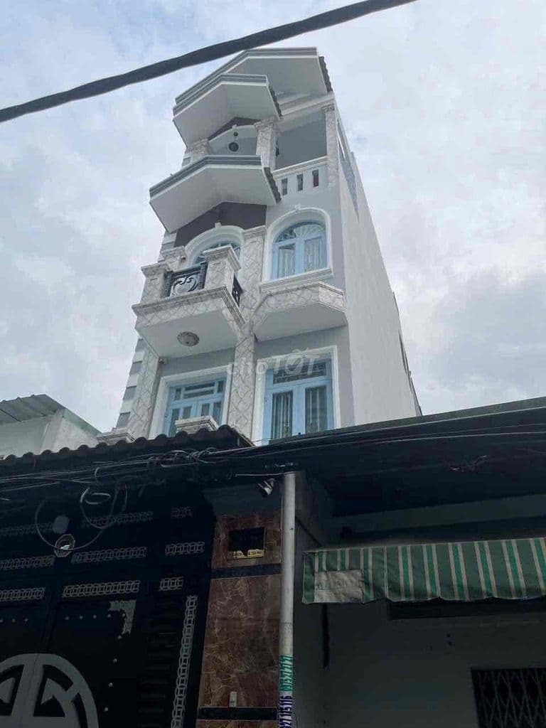 Nhà cần bán gấp hẻm số 3 Nguyễn Văn Săng P Tân Sơn nhì. Tân Phú. HCM